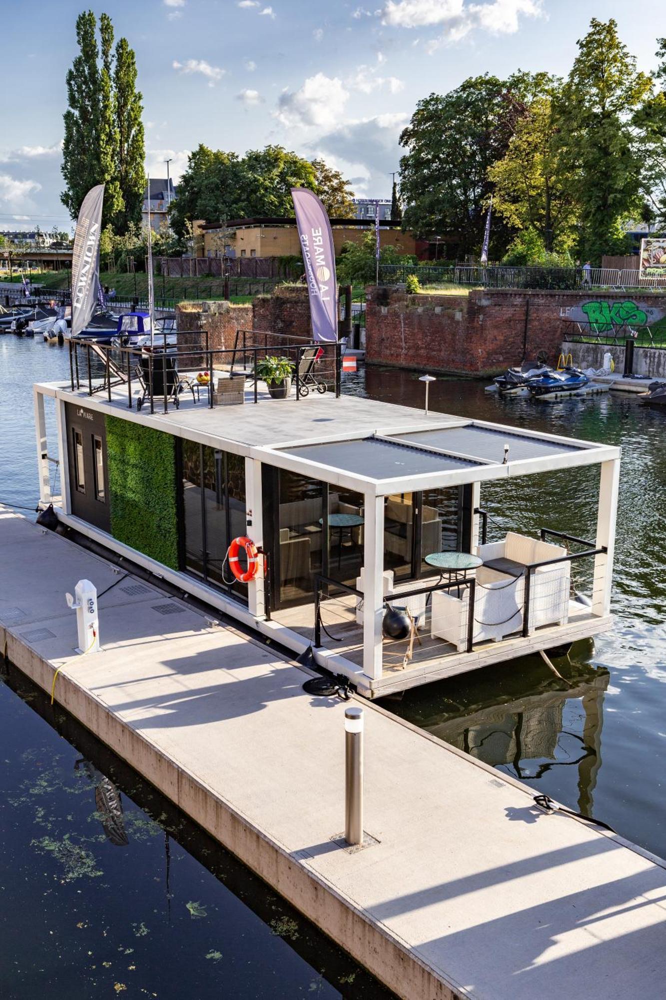 Domy Na Wodzie - La Mare Motlava Houseboats With Sauna By Downtown Apartments Γκντανσκ Εξωτερικό φωτογραφία